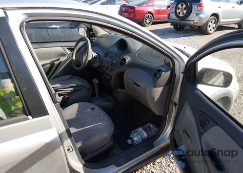 2000 Toyota Echo из США, поврежденный, VIN JTDBT1232Y0098134